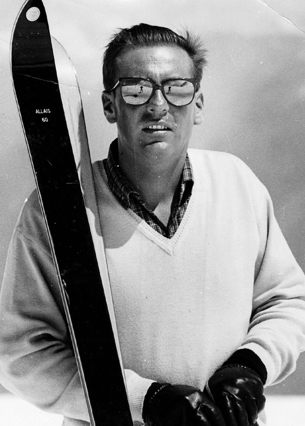 Jean Vuarnet佩戴Legend 02太阳镜,1960年